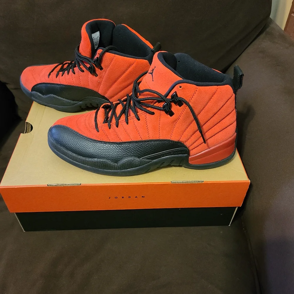 AIR JORDAN 12 RETRO  SNEAKERS